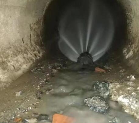 城子河市政管道清淤